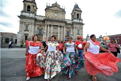 Guatemalan women celebrate El Dia de San Valentin