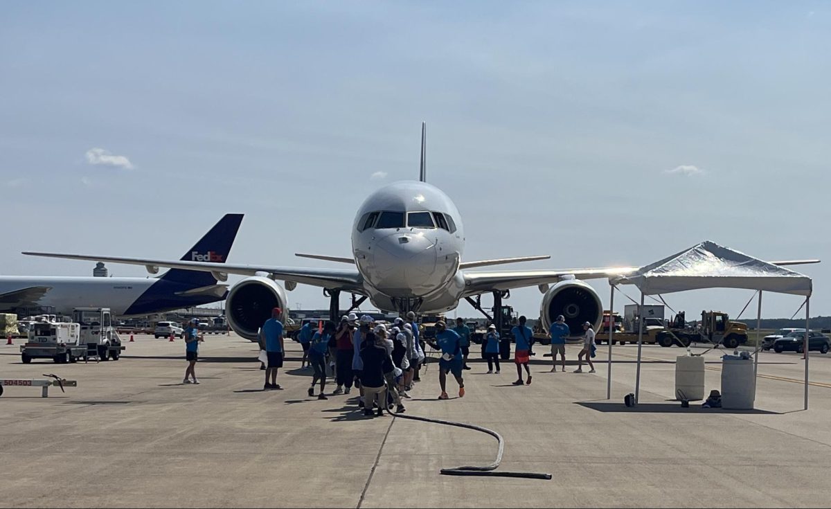 Dulles Plane Pull