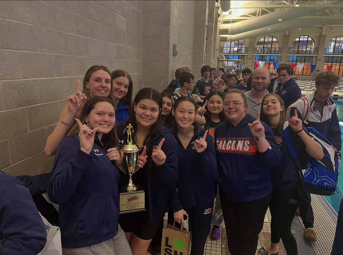 Briar Woods Swim Team Makes a Splash